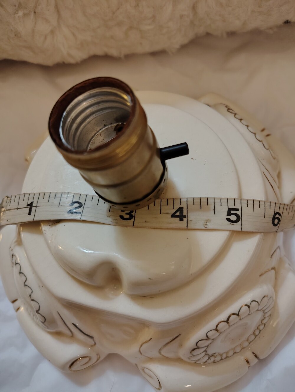 Vintage Ceramic Christmas Tree Replacement Base White Gold Trim 9" - Picture 11 of 12